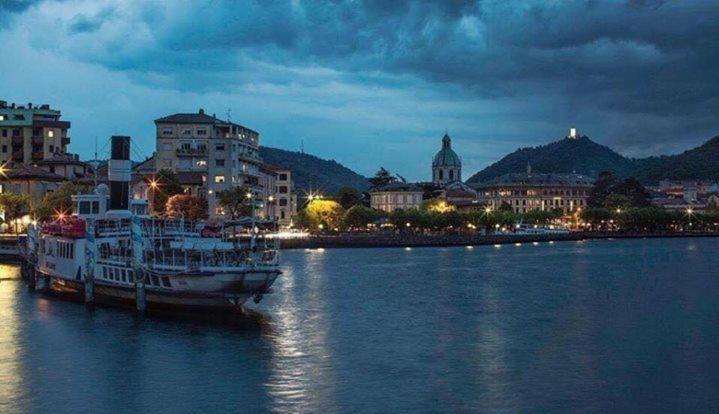 Antica Corte, Bilocale Nel Centro Storico Di Como Exterior foto
